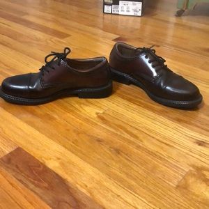 Dockers men’s 8.5 wide wingtip dress shoe